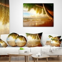 Designart Karipska plaža Sunrise-pejzažni jastuk za bacanje fotografija - 12x20